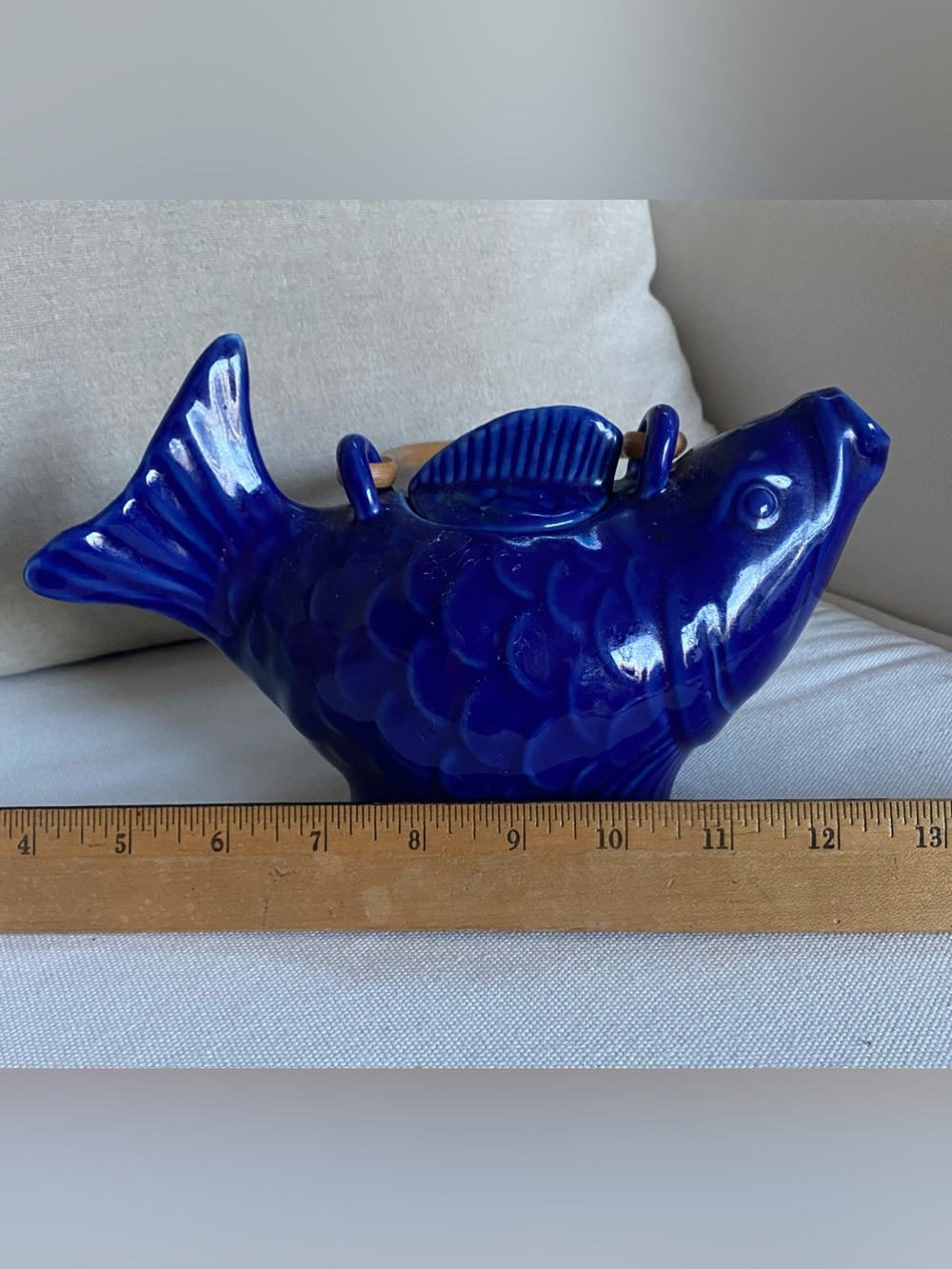 VTG World Market Cobalt Blue Ceramic Koi Fish Teapot Bamboo Handle - Picture 8 of 8